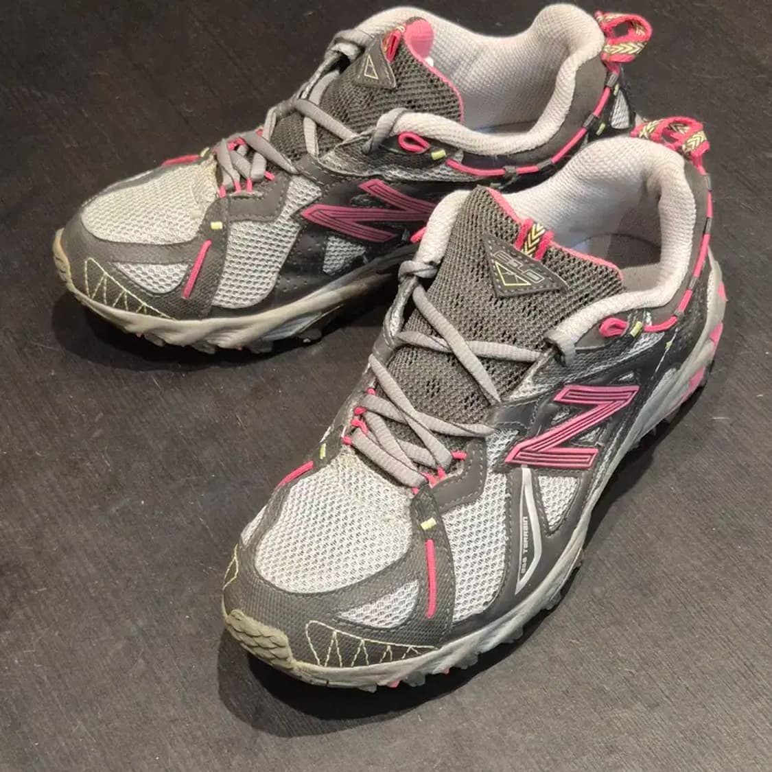 [230mm] 뉴발란스 610 고어텍스 트레킹화 / 등 상품이미지1