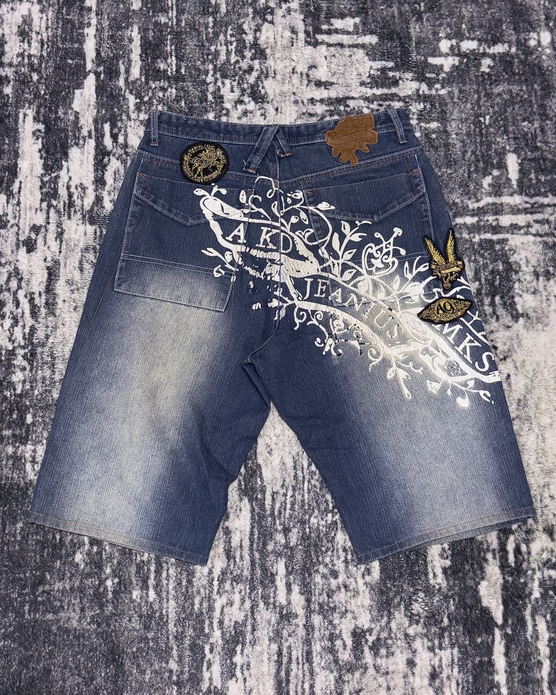 {Akademiks} Back Printing Bermuda Denim  상품이미지3