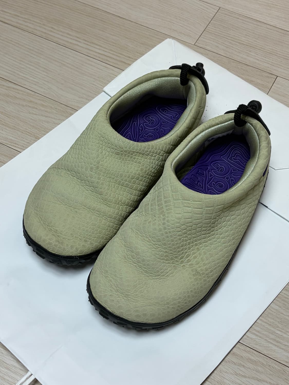 나이키 ACG 목 프리미엄 올리브 아우라블랙 상품이미지1