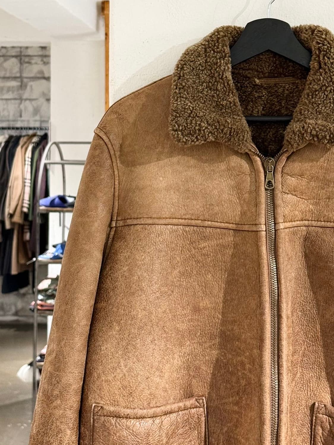 스키니아 베이지 시어링 램스킨 무스탕 자켓 상품이미지2