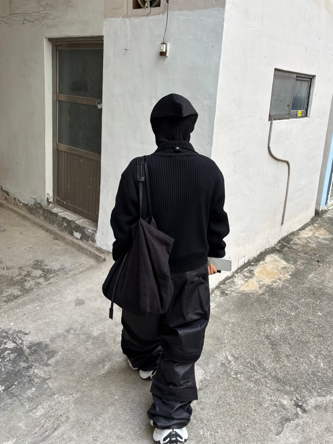 projectG/R bdsm 볼 개그 버클 니트집업 상품이미지1