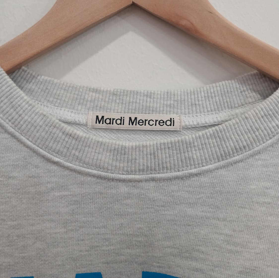 마르디 메크르디 맨투맨 상품이미지4