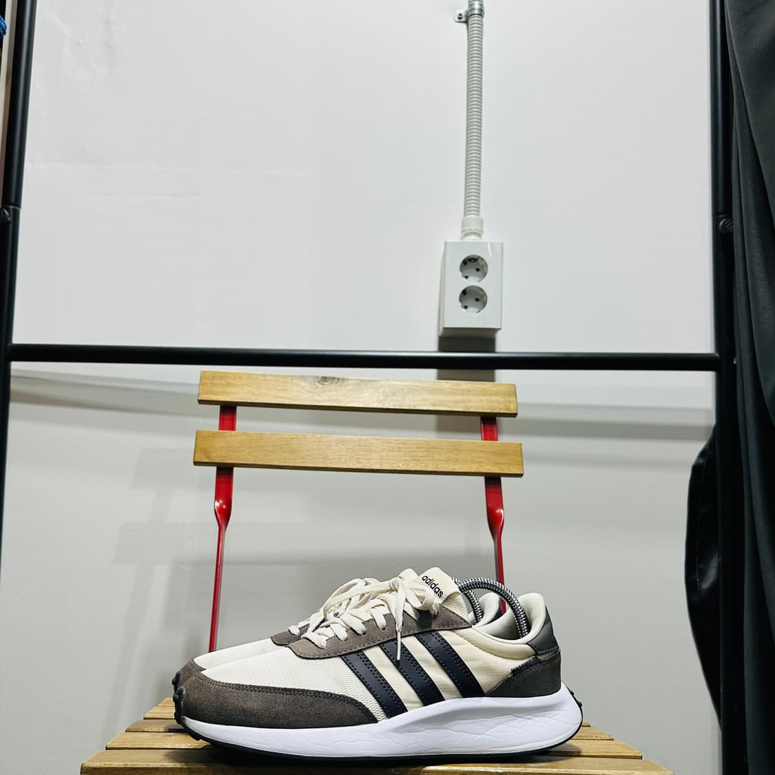 260) 아디다스 운동화 남성 남자 신발 런 70 화이트 그레이 상품이미지4