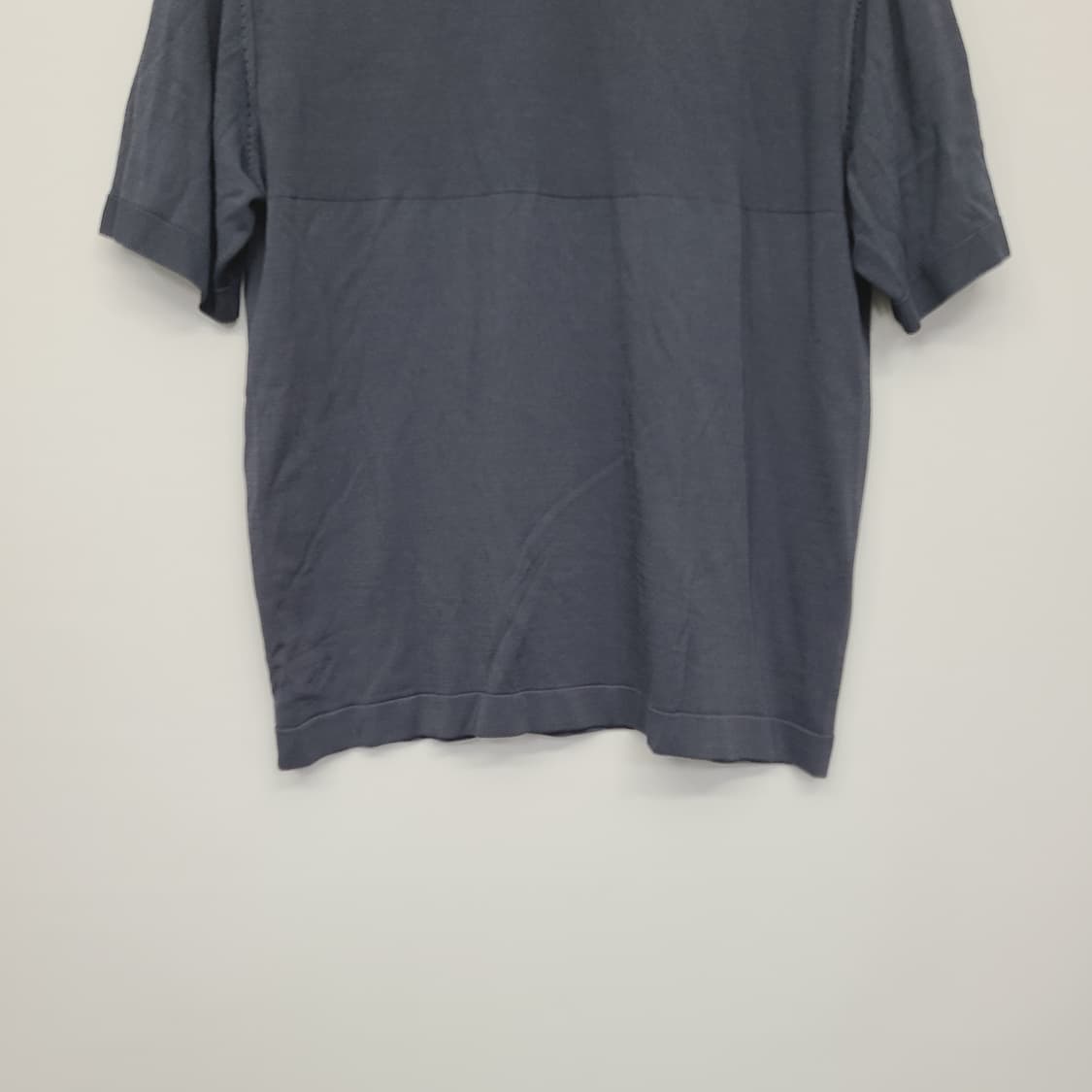 [XL] 한섬 DKNY 숄더 패널 크루넥 니트 (네이비) 상품이미지4