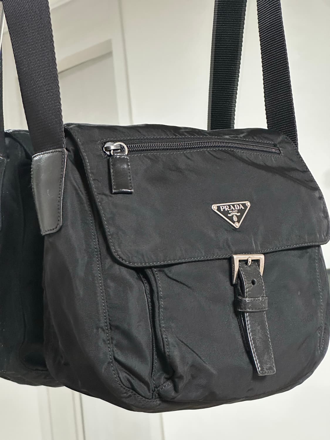 프라다 나일론 포코노 버클 메신저백 크로스백 상품이미지6