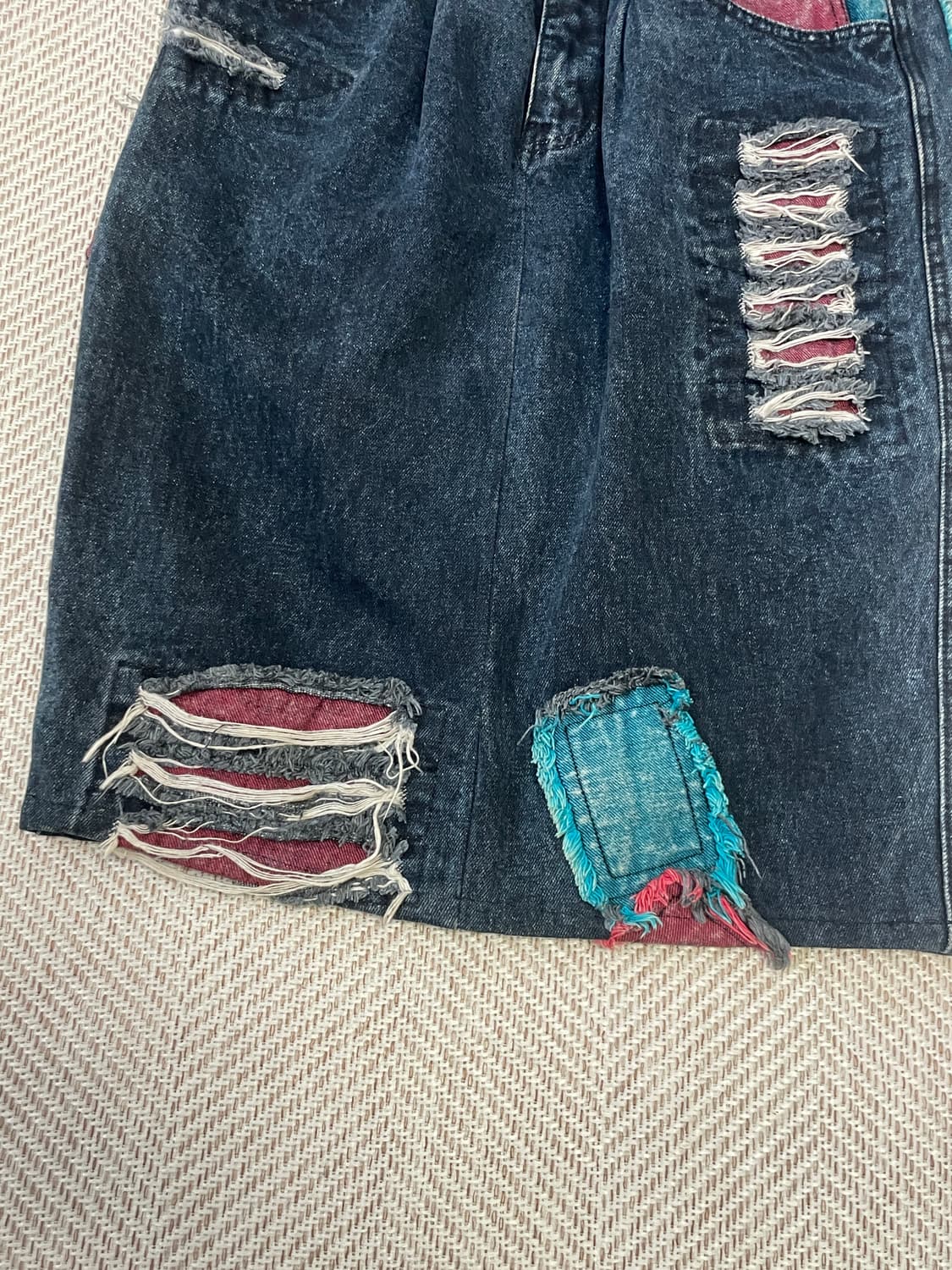 Used 해체주의 컷오프 데님 스커트  J03345 상품이미지3