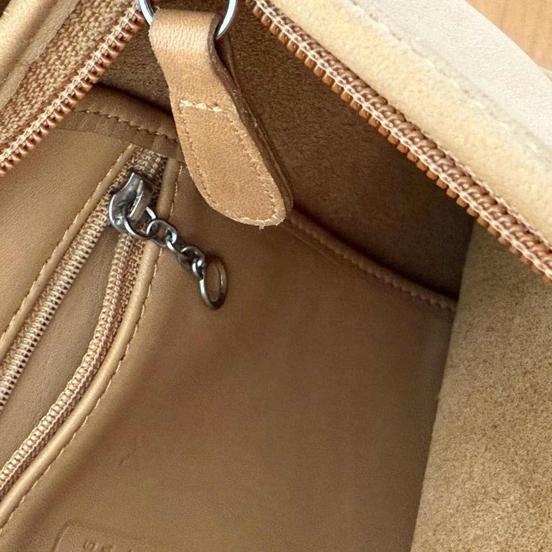 Coach vintage leather cross bag 상품이미지8