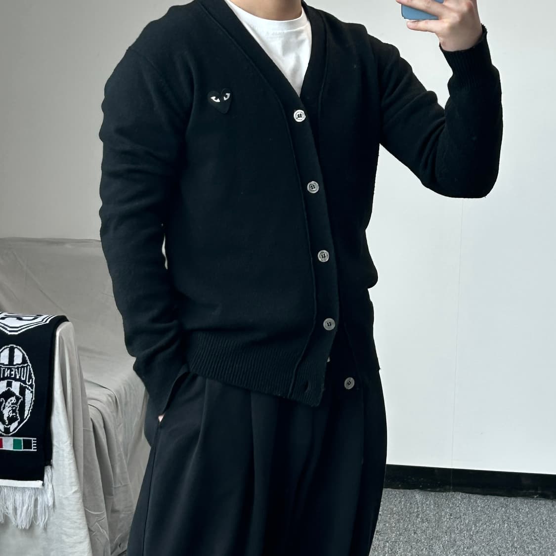 꼼데가르송 블랙 패치 니트 가디건 상품이미지9