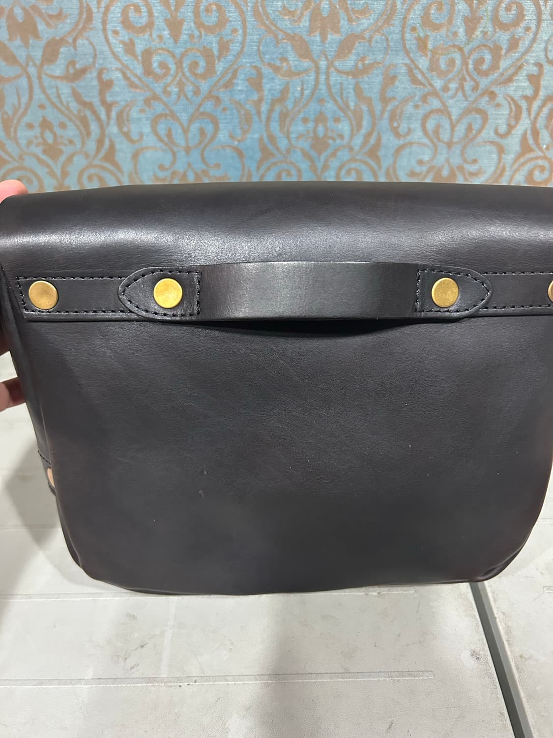VASCO LEATHER POSTMAN SHOULDER BAG / BRO 상품이미지2
