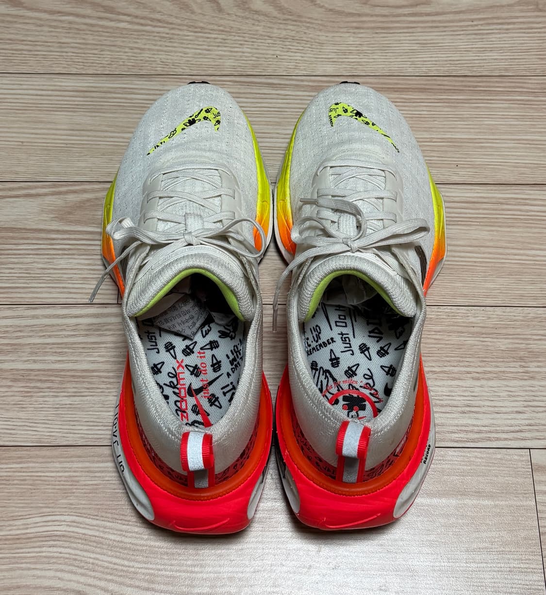 나이키 줌X 인빈서블 3 플라이니트 로드 러닝화 270사이즈 상품이미지3