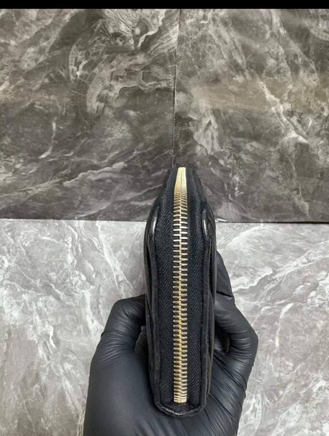 미우미우 마테라쎄 나파 가죽 장지갑 상품이미지6