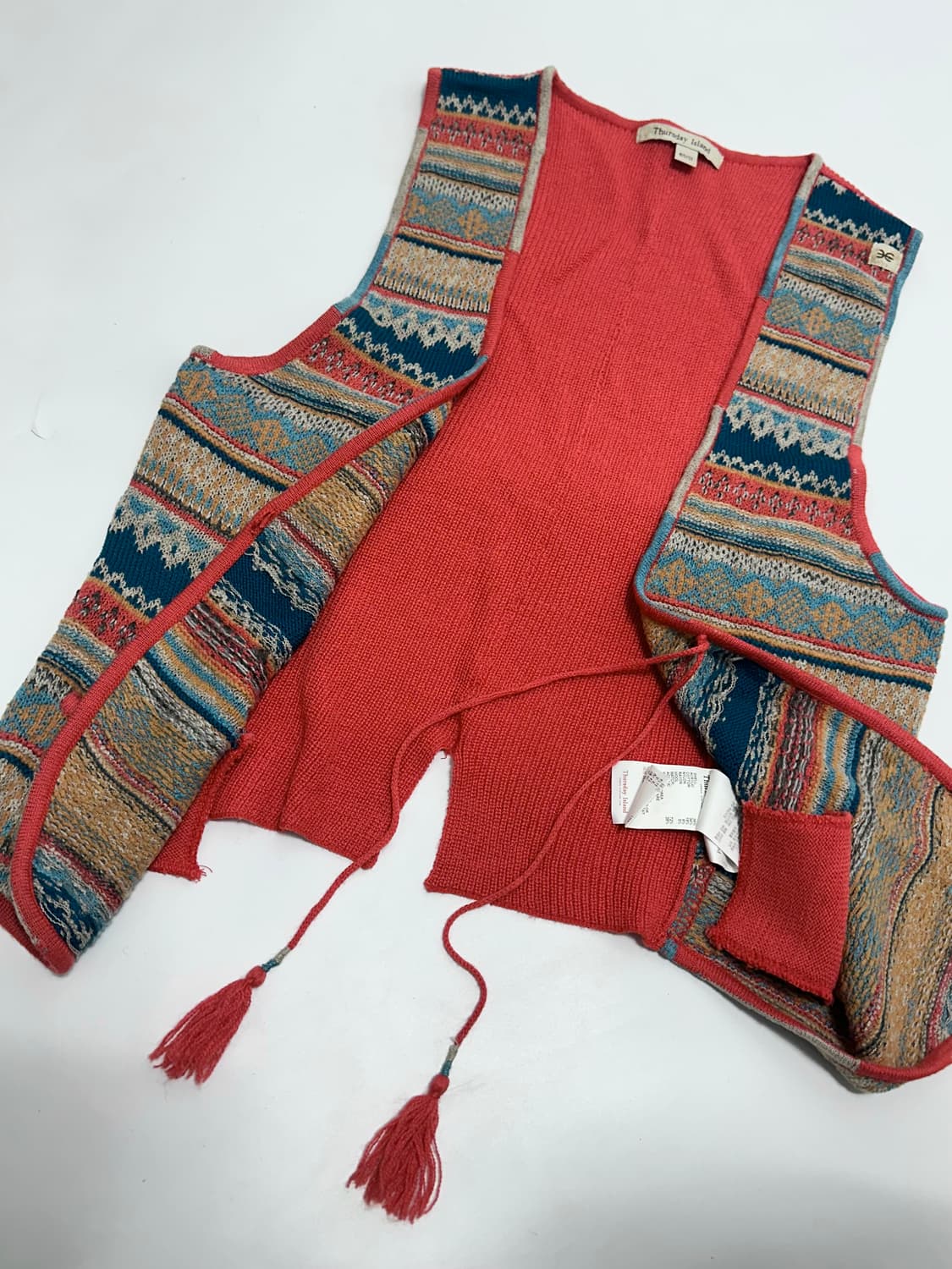 써스데이 아일랜드 에스닉 니트 베스트 상품이미지6