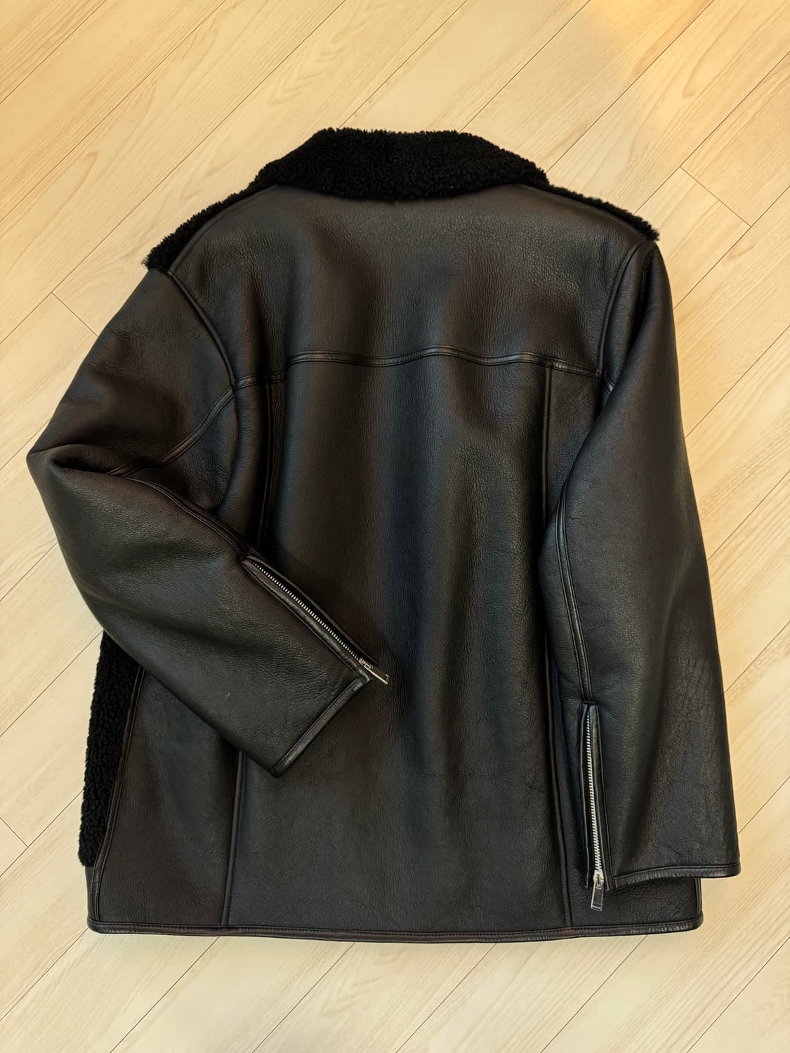 띠어리 맨 무스탕 양가죽 자켓 M 상품이미지4