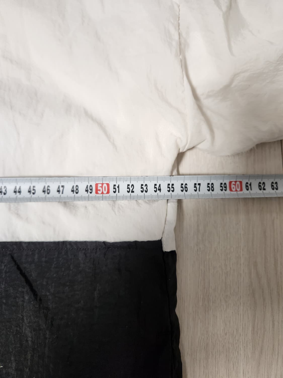 나이키 애슬레틱스 우븐 후드집업 바람막이 세트 사이즈95 m

여러 중고 상품이미지3