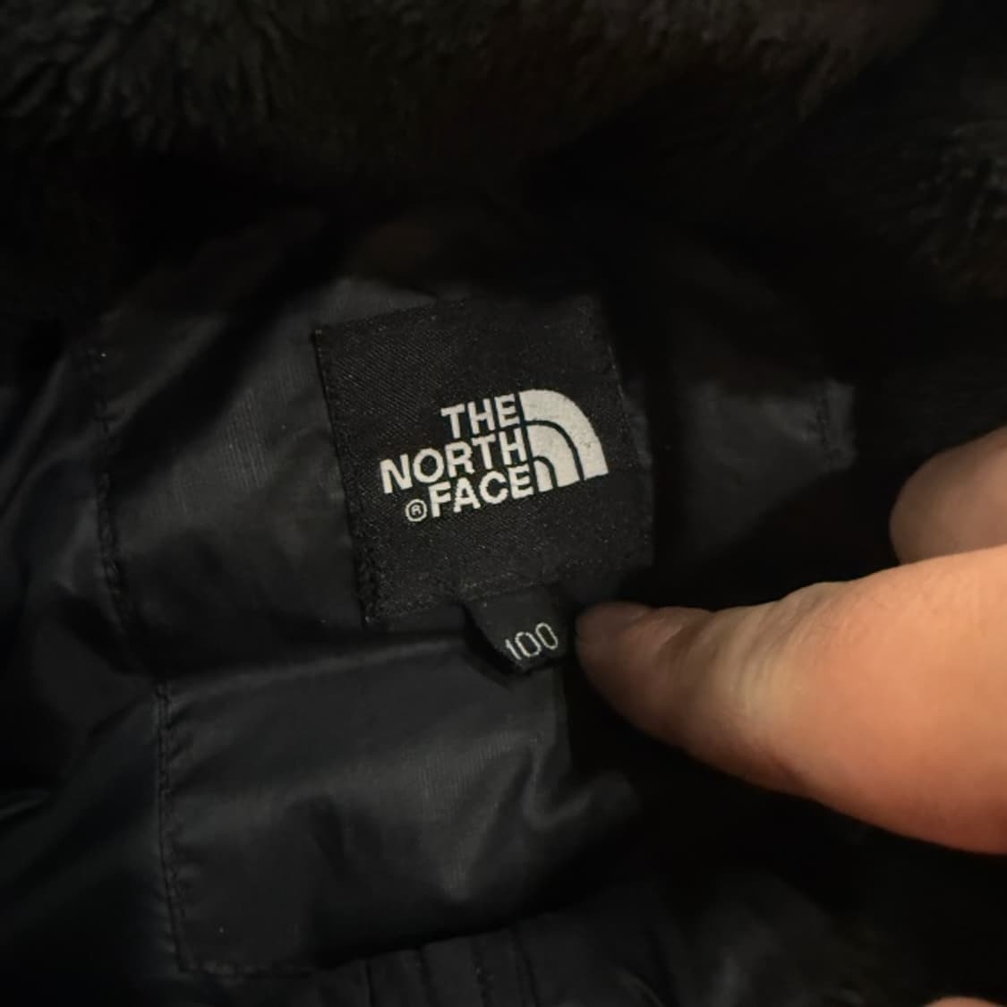100 노스페이스 경량패딩 상품이미지3
