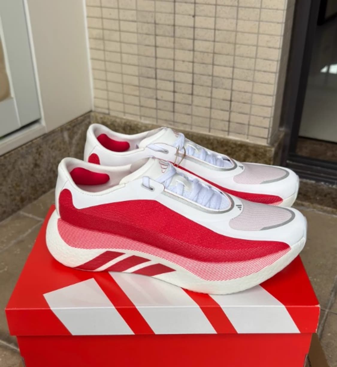 아디다스 하이퍼부스트 엣지 클라우드 화이트 퓨어 루비275mm 43 상품이미지1