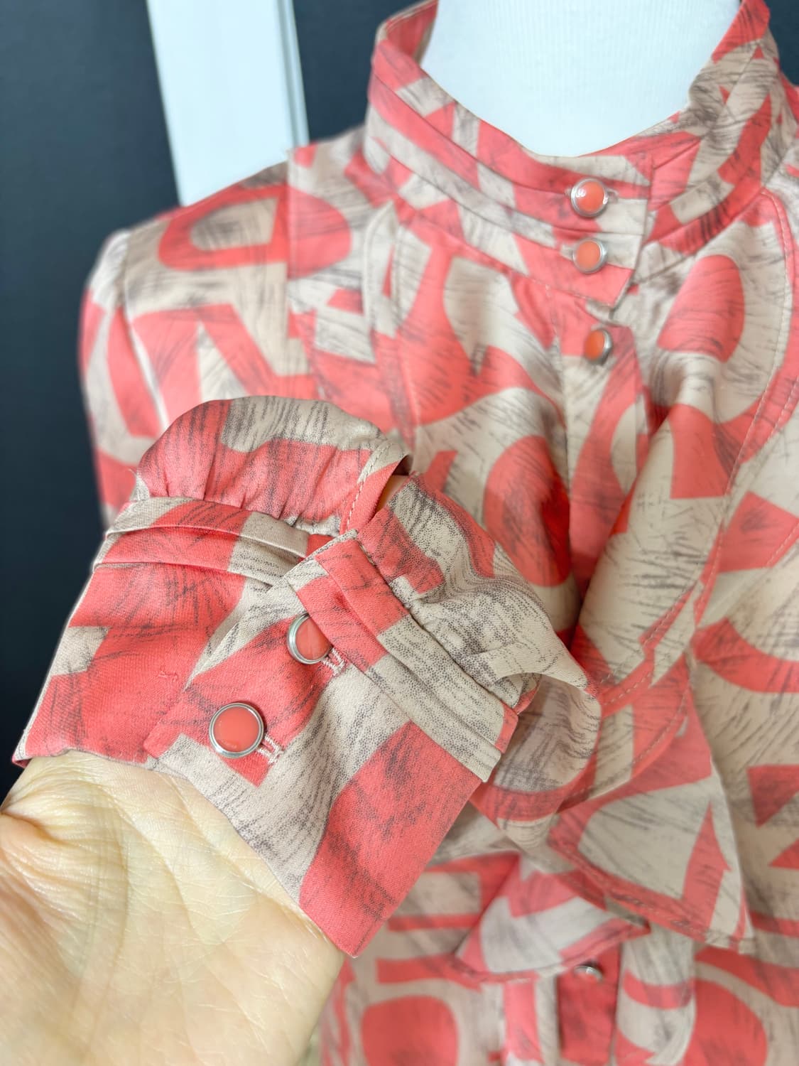 올리비아로렌ㅡ 러플 장식 블라우스 호칭 95/상태최상 상품이미지4