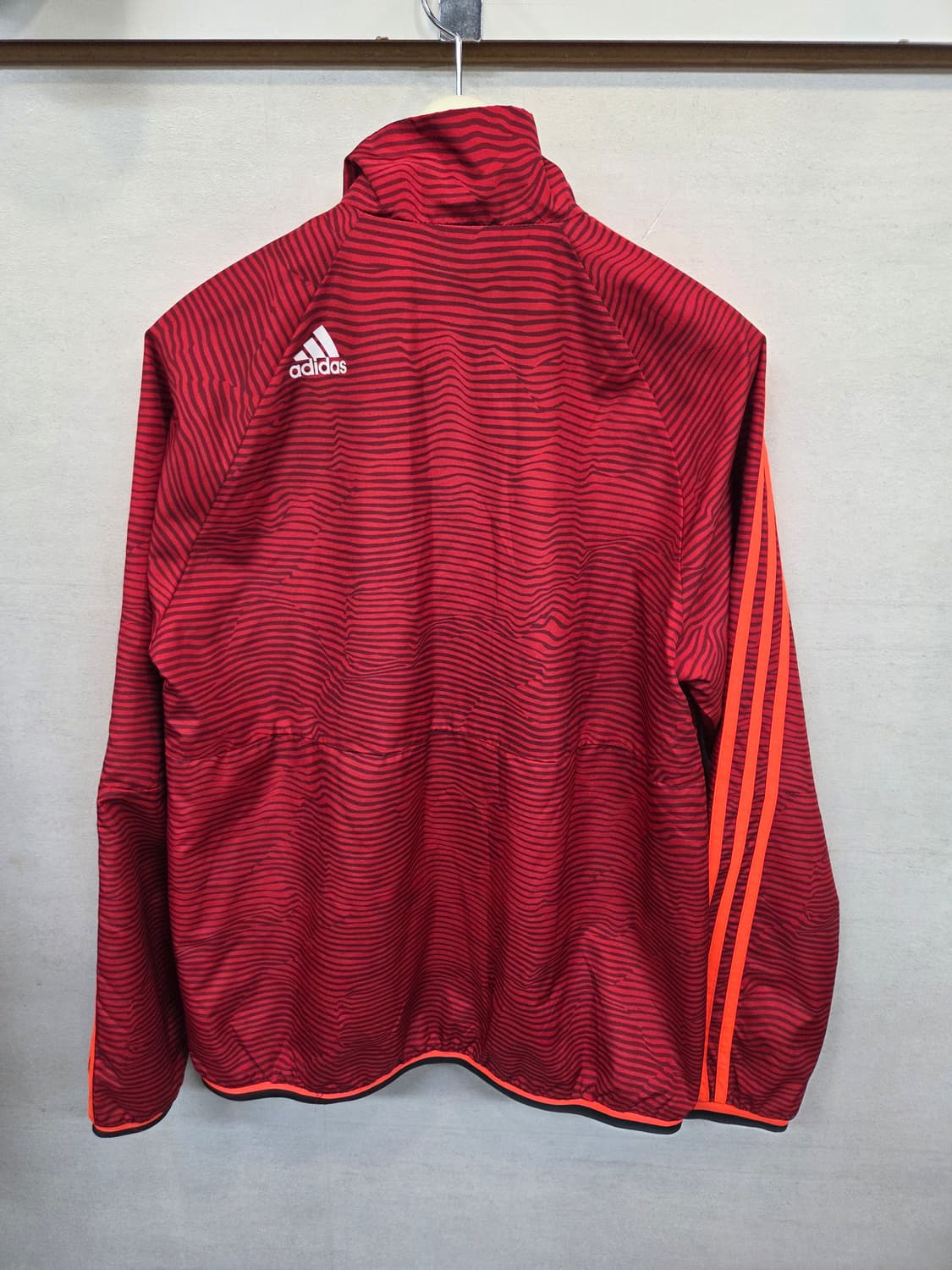 아디다스  챔피언스리그 맨체스터 유나이티드 바람막이 자켓 s 상품이미지2