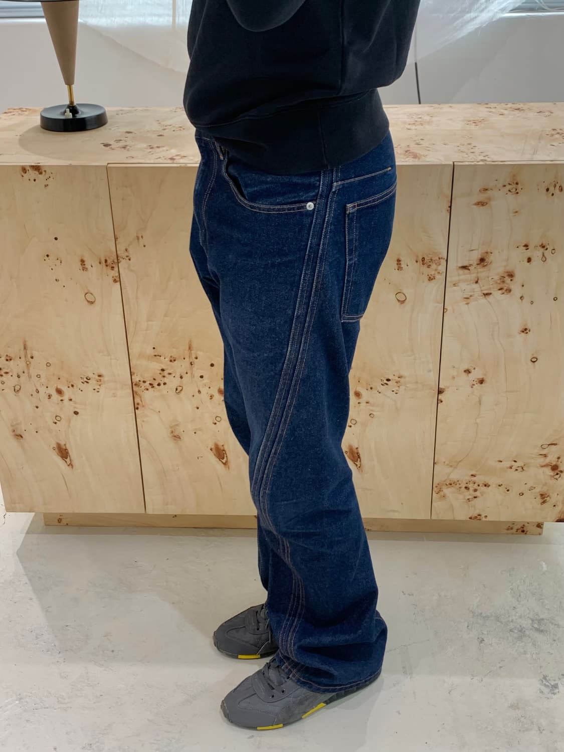 NVRFRGT 네버포겟 커브드 데님팬츠 상품이미지8