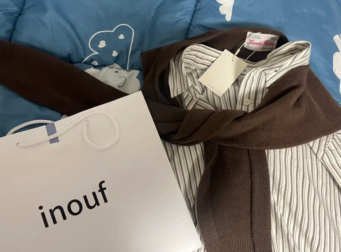 (새상품) Inouf 매장 구매 이너프 tag 셔츠+ 브라운 숄 세트 상품이미지5