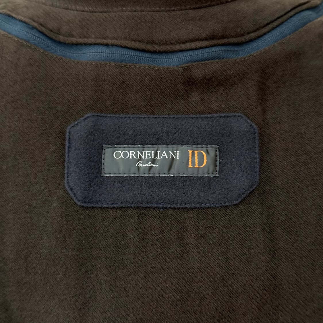 Corneliani ID 울캐시미어 퀼팅 후드 자켓 상품이미지10