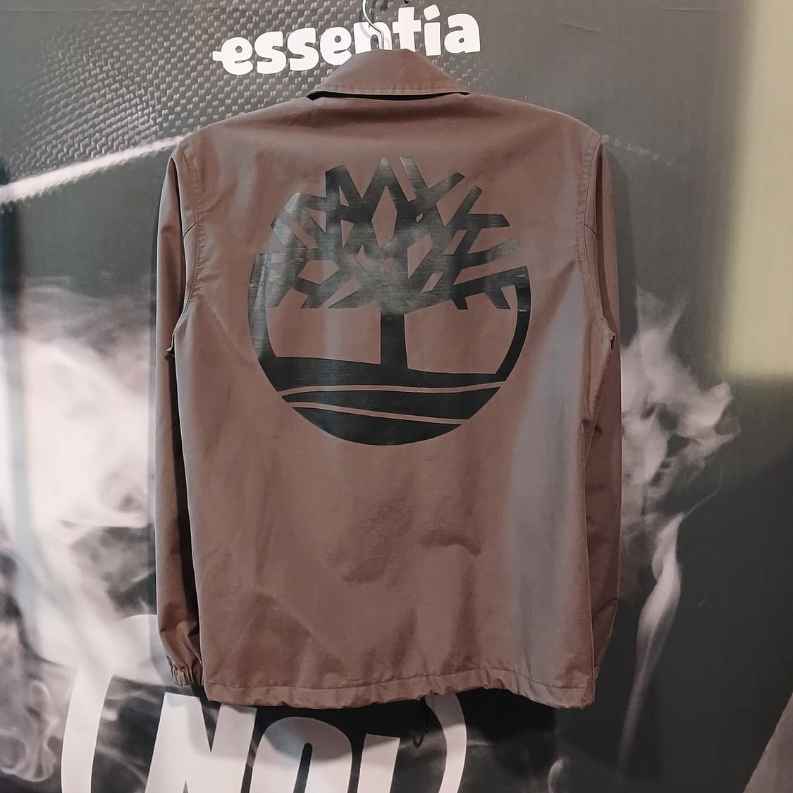 팀버랜드 빅로고 코치 자켓 브라운 상품이미지2