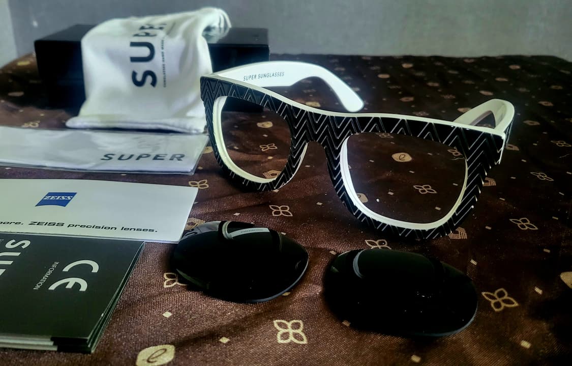 (미사용 새제품) SUPER  슈퍼 블랙&화이트 선글라스 상품이미지3