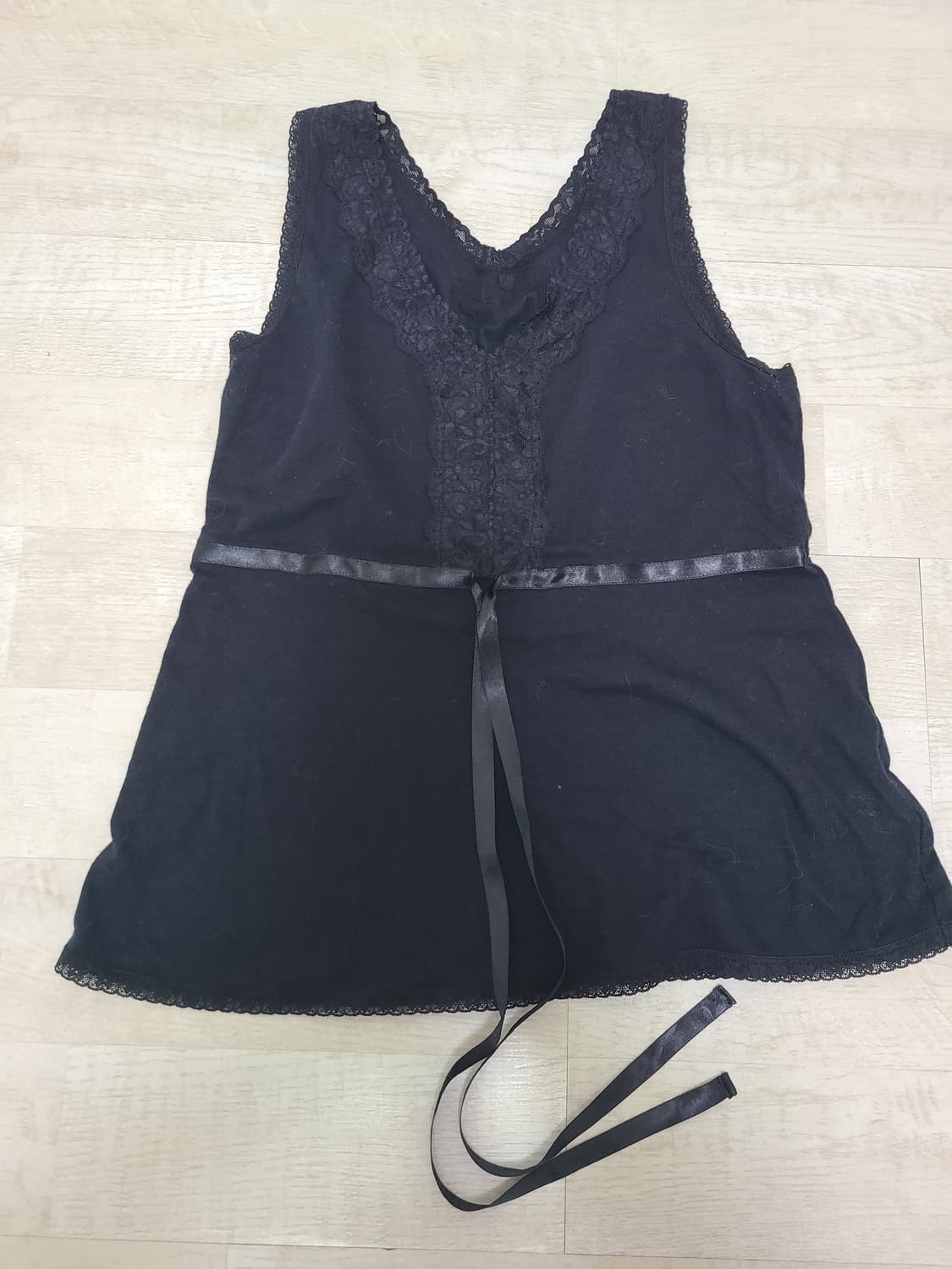 검정 레이스 유니클로 베스트 상품이미지1