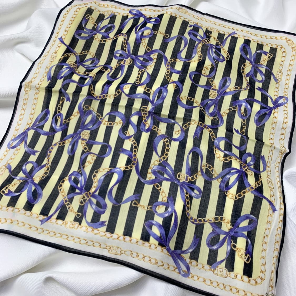 [정품] Fendi 펜디 체인패턴 빈티지 쁘띠스카프 손수건 상품이미지1