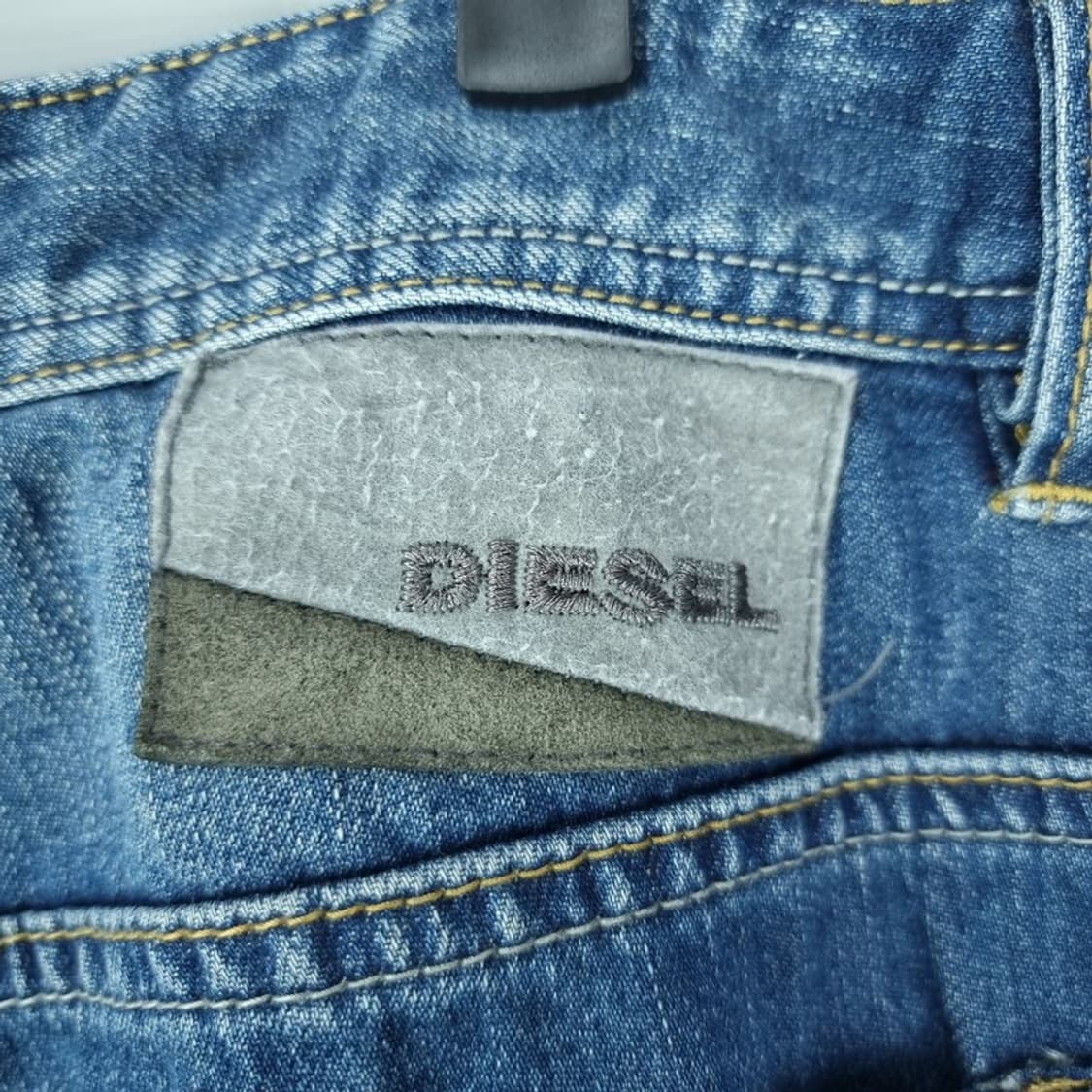 [디젤] 빈티지 워시드 스트레이트 데님 팬츠 청바지 M16911 상품이미지6