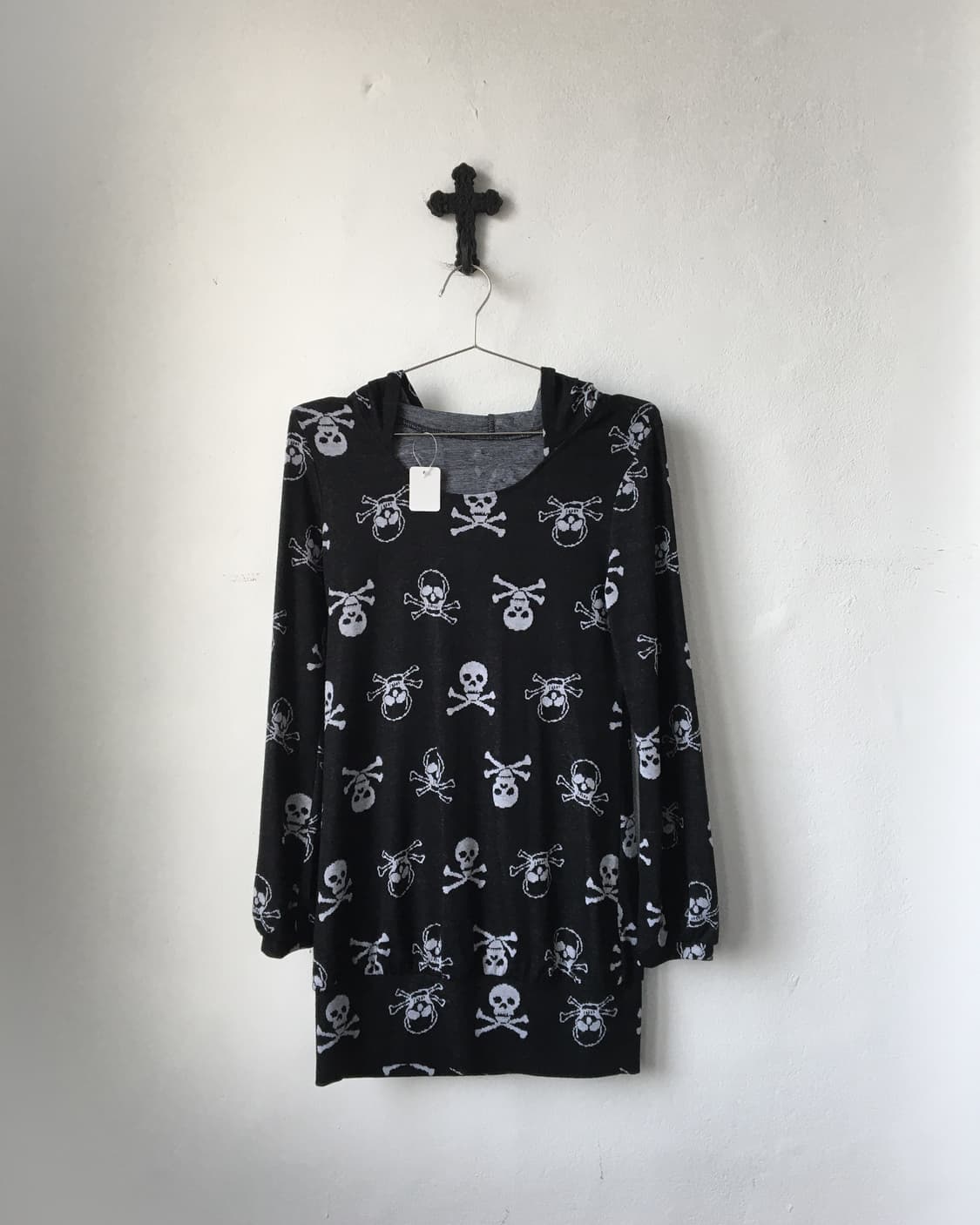 Skull pattern knit hood onepiece 상품이미지3