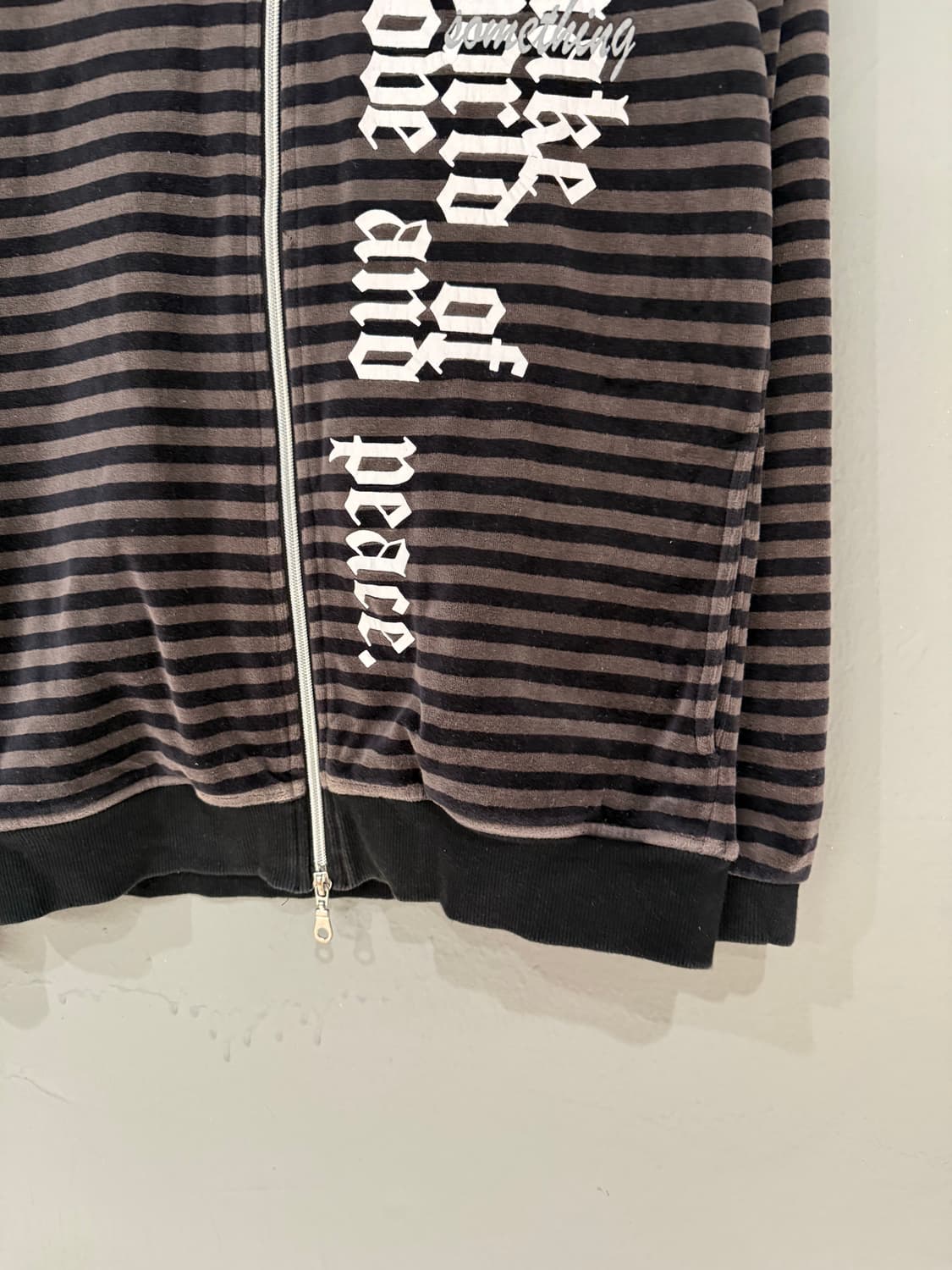 stripe pattern lettering hood zip-up 상품이미지6