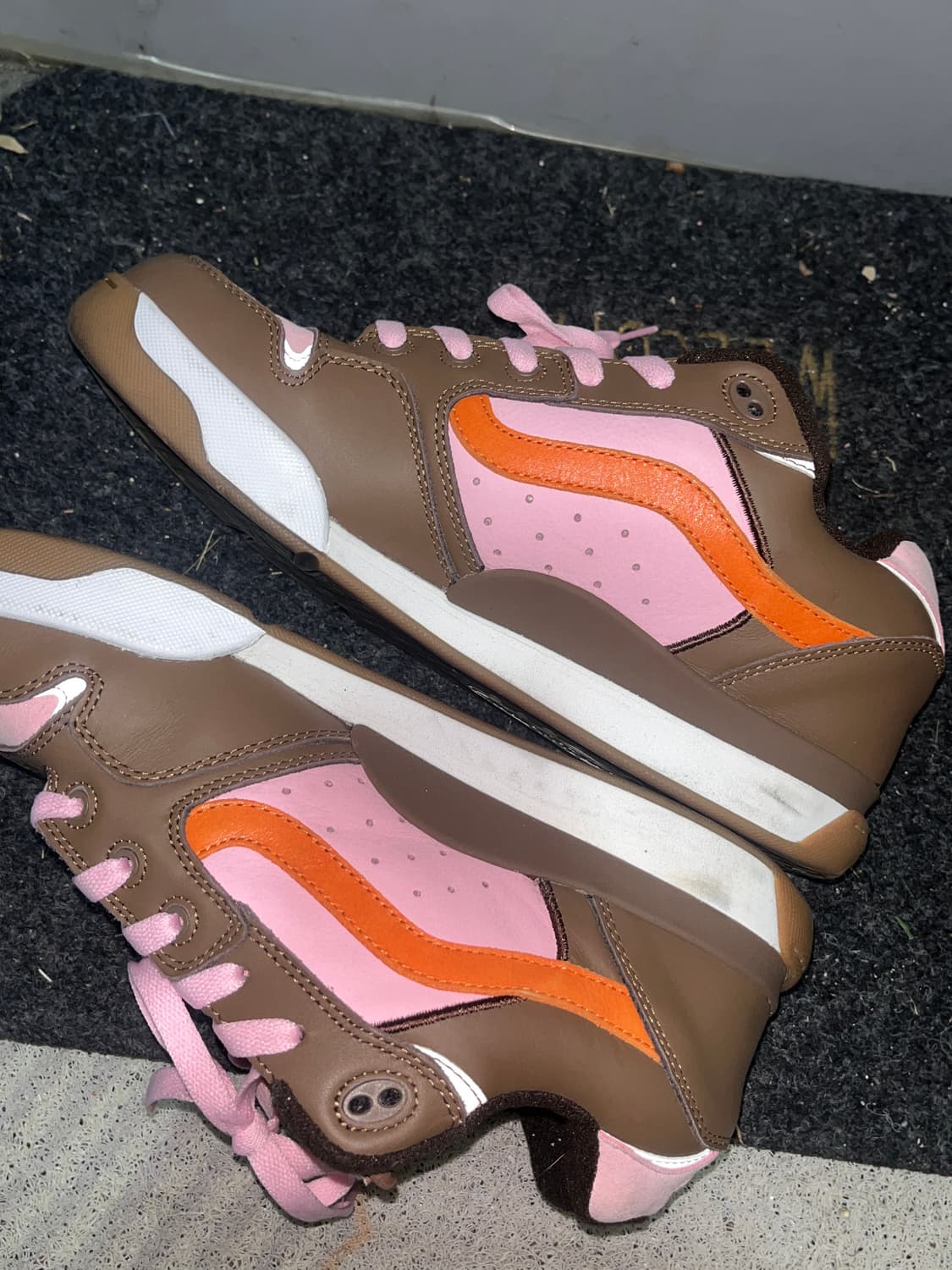 갤러리디파트먼트x반스 로울리 상품이미지3