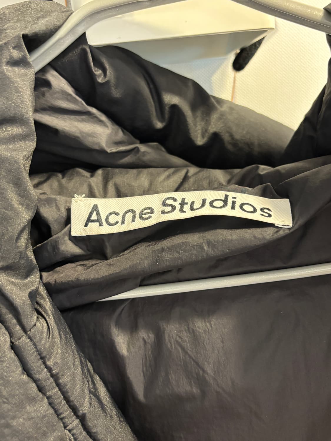 아크네스튜디오 웨이스트 드로스트링 푸퍼패딩 36 상품이미지4