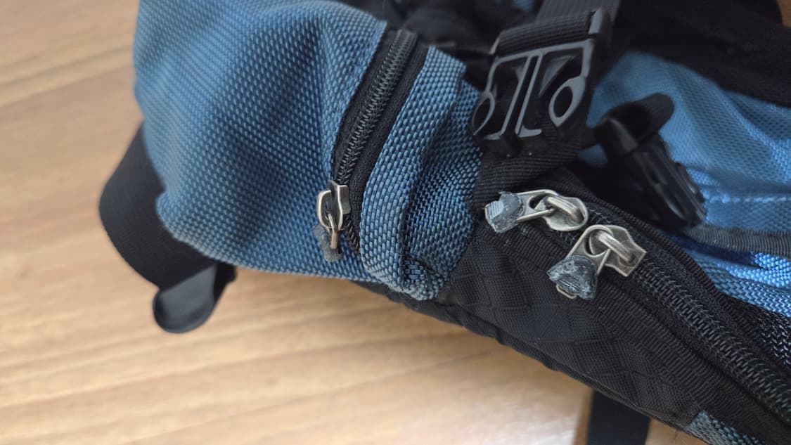 오클리 아이콘 미니 백팩 상품이미지4