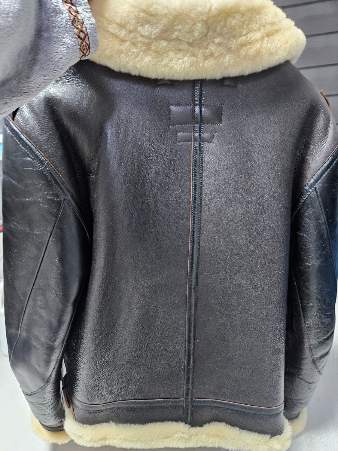 디아프바인 b-3 무스탕 플레인 XL를 XXL로 교환또는 판매 상품이미지5