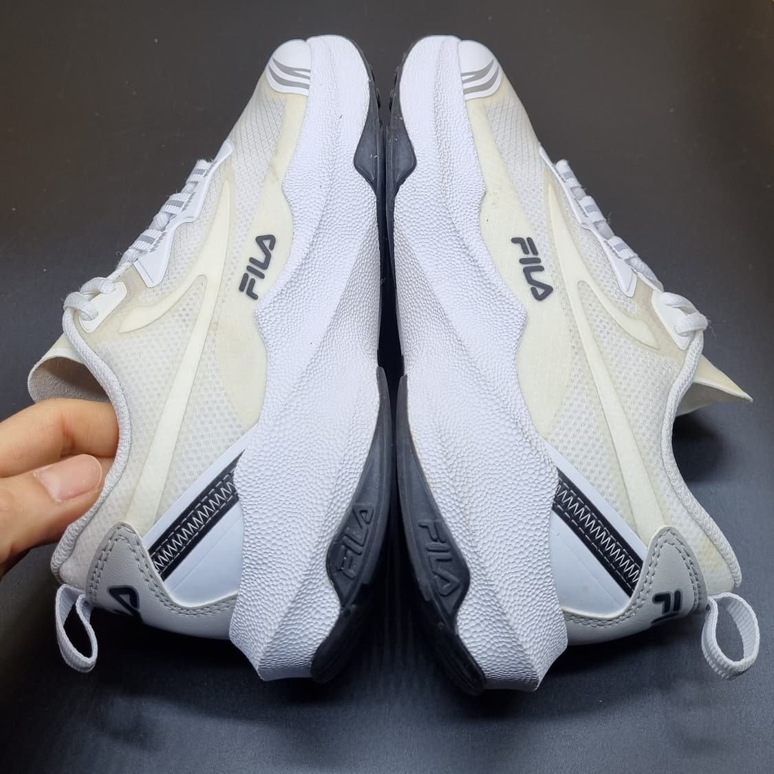 휠라 뉴런3 여성운동화230  상품이미지5