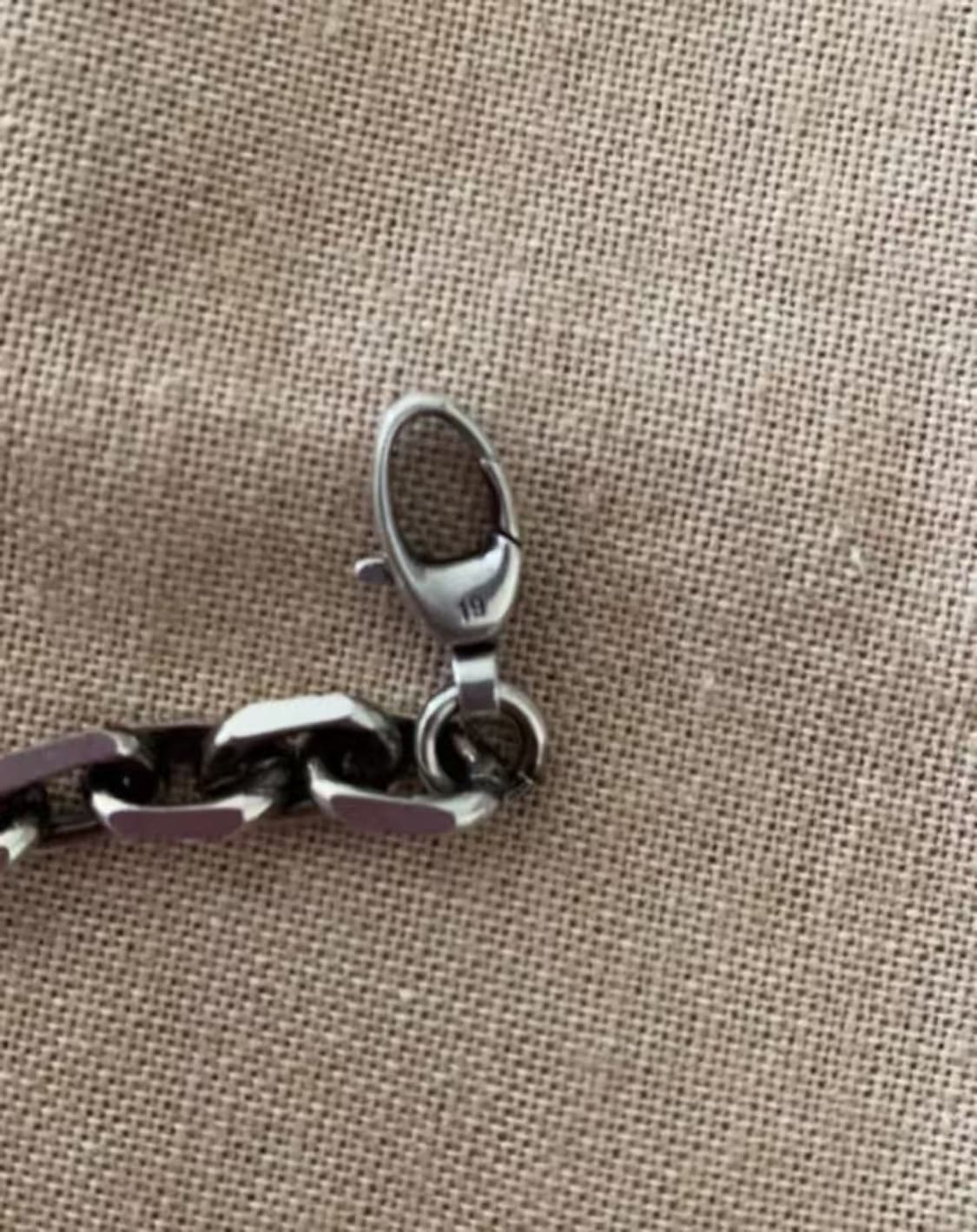 Interlocking팔찌  남녀 모두에게 적합해요 상품이미지3