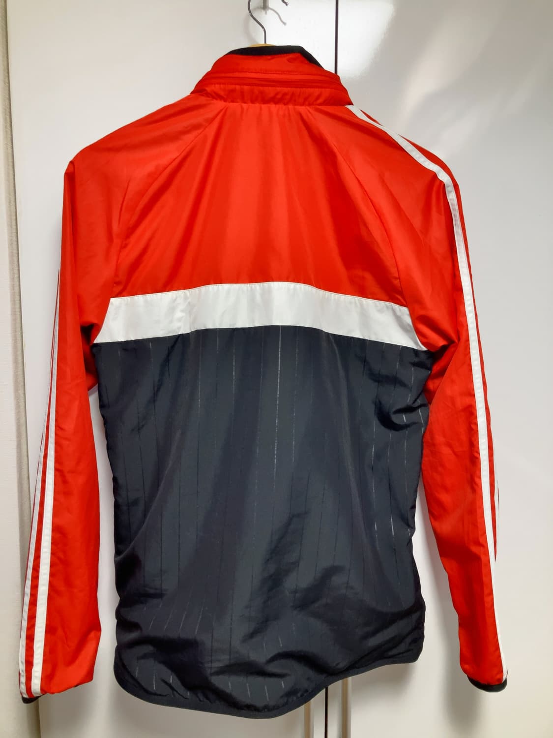아디다스 맨유 레드 블랙 져지 바람막이 집업 자켓 상품이미지4