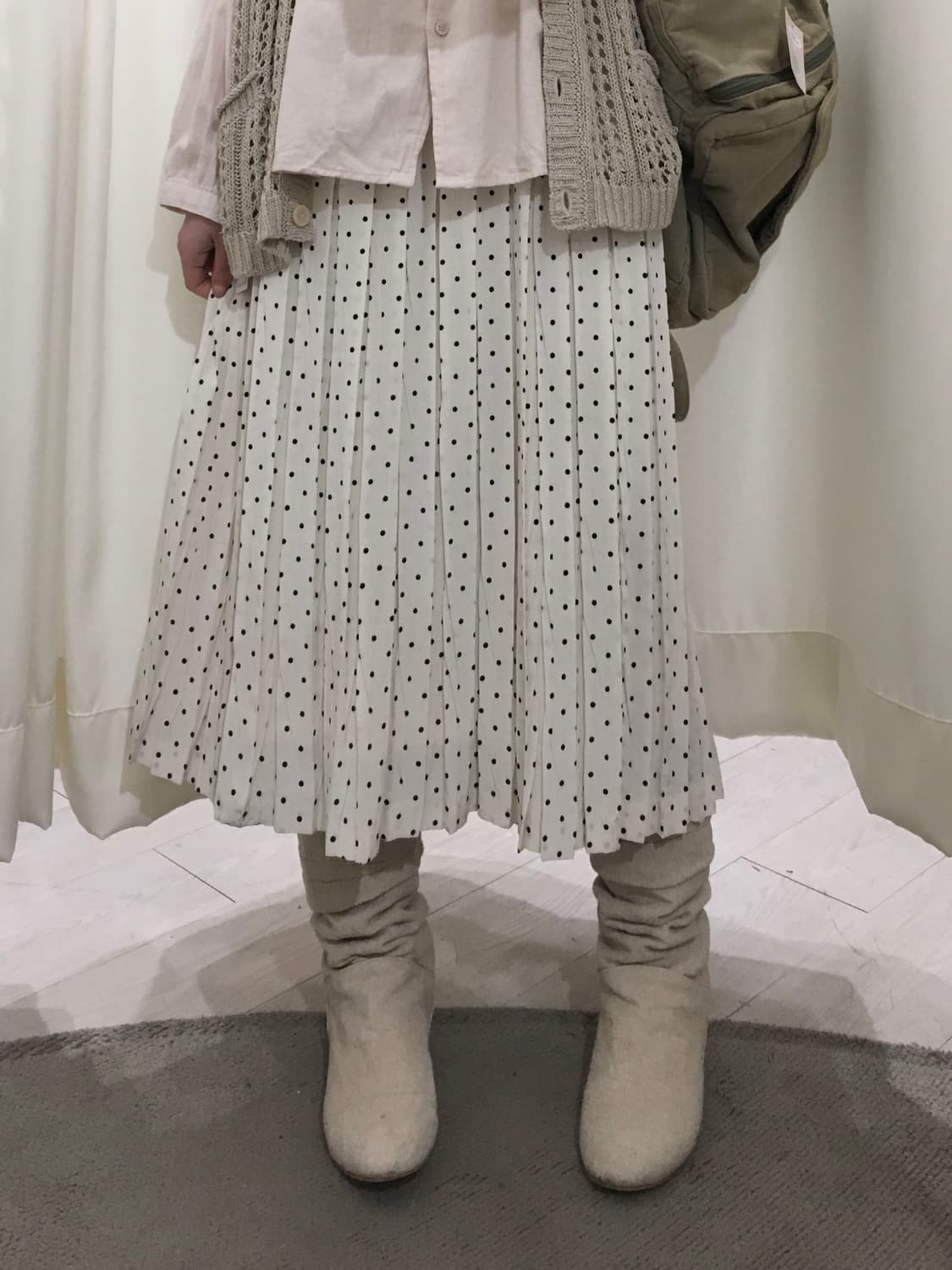 도트 플리츠 미디 스커트 상품이미지2