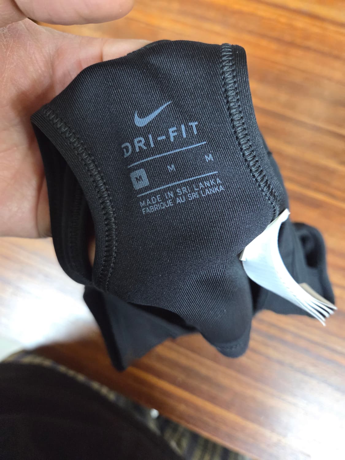 나이키 드라이핏 스우시 스포츠 브라탑 m 상품이미지3