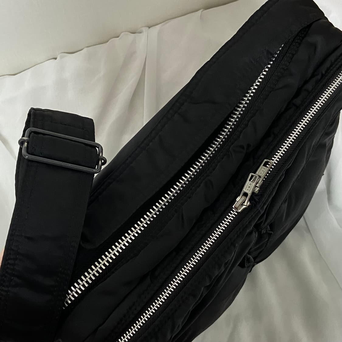 요시다포터 PORTER  탱커 숄더백 XL 상품이미지4