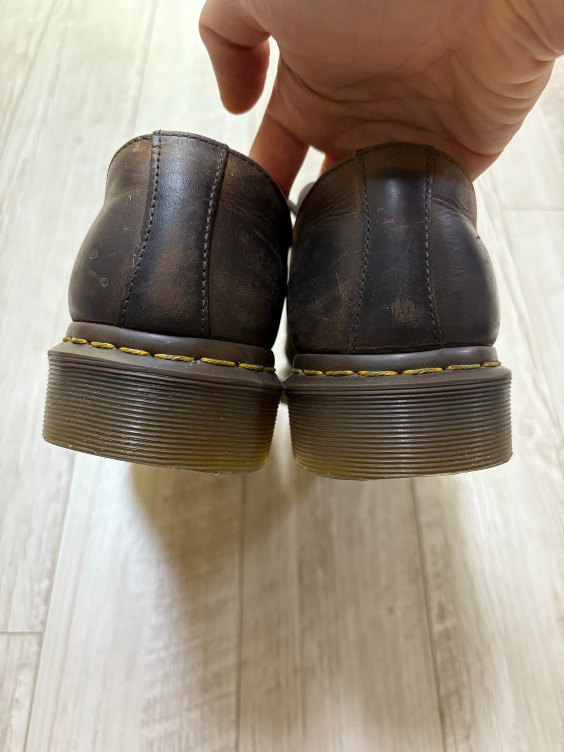 닥터마틴 1461 3홀 크레이지홀스 290 상품이미지5