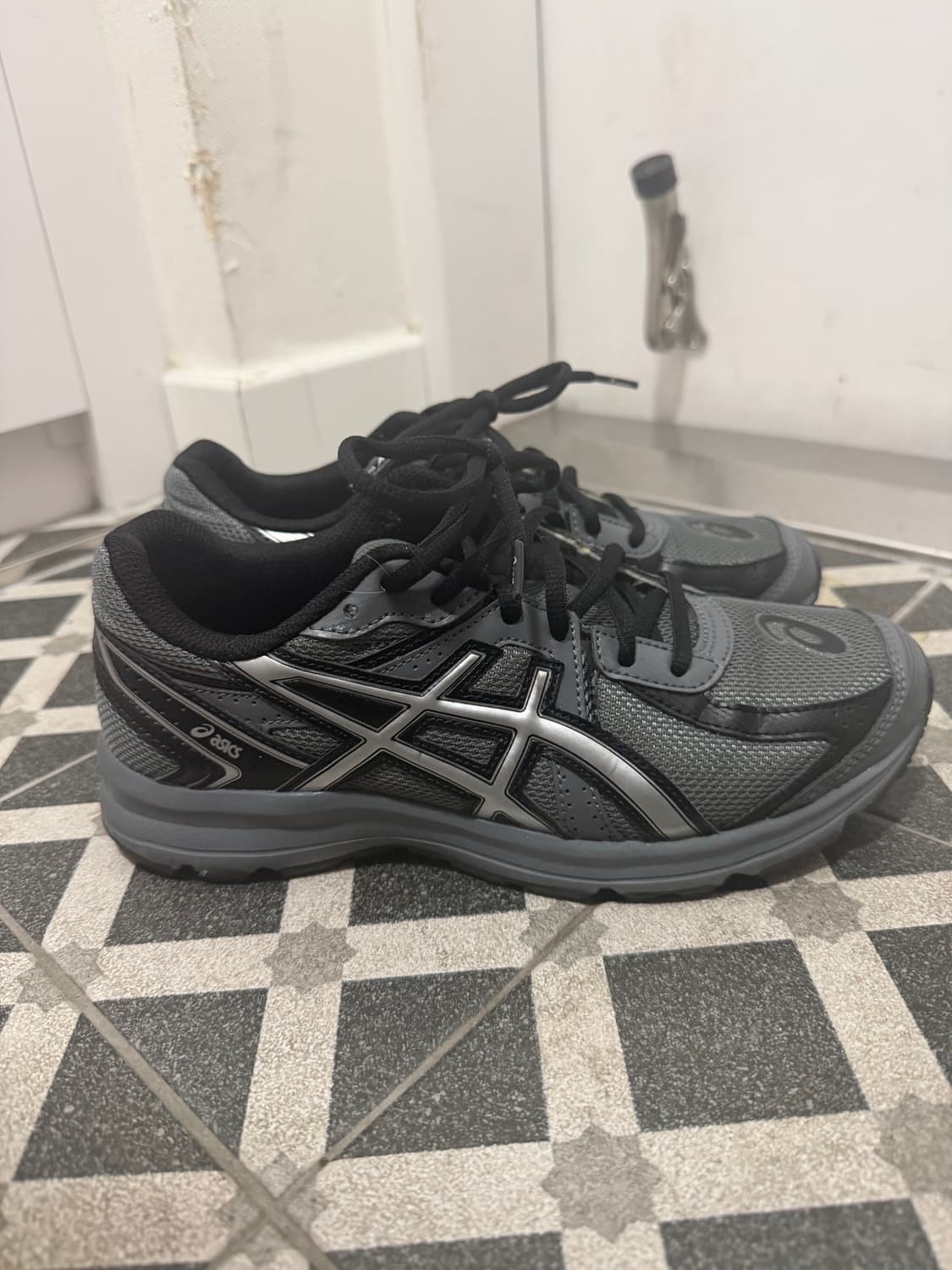 아식스 조그 100 s 스틸 그레이 상품이미지2