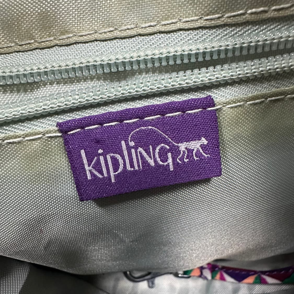 ✨ (바배) 키플링 멀티컬러 기하학패턴 미니 크로스백 상품이미지3