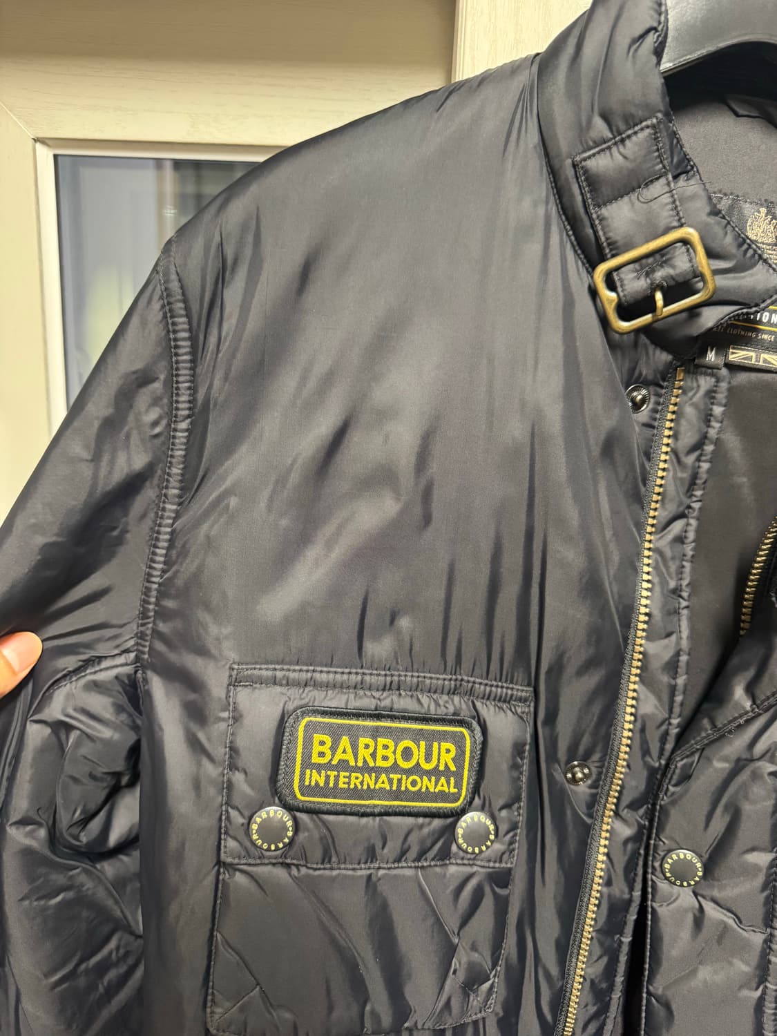 바버 패디드 미디움 팝니다 상품이미지2