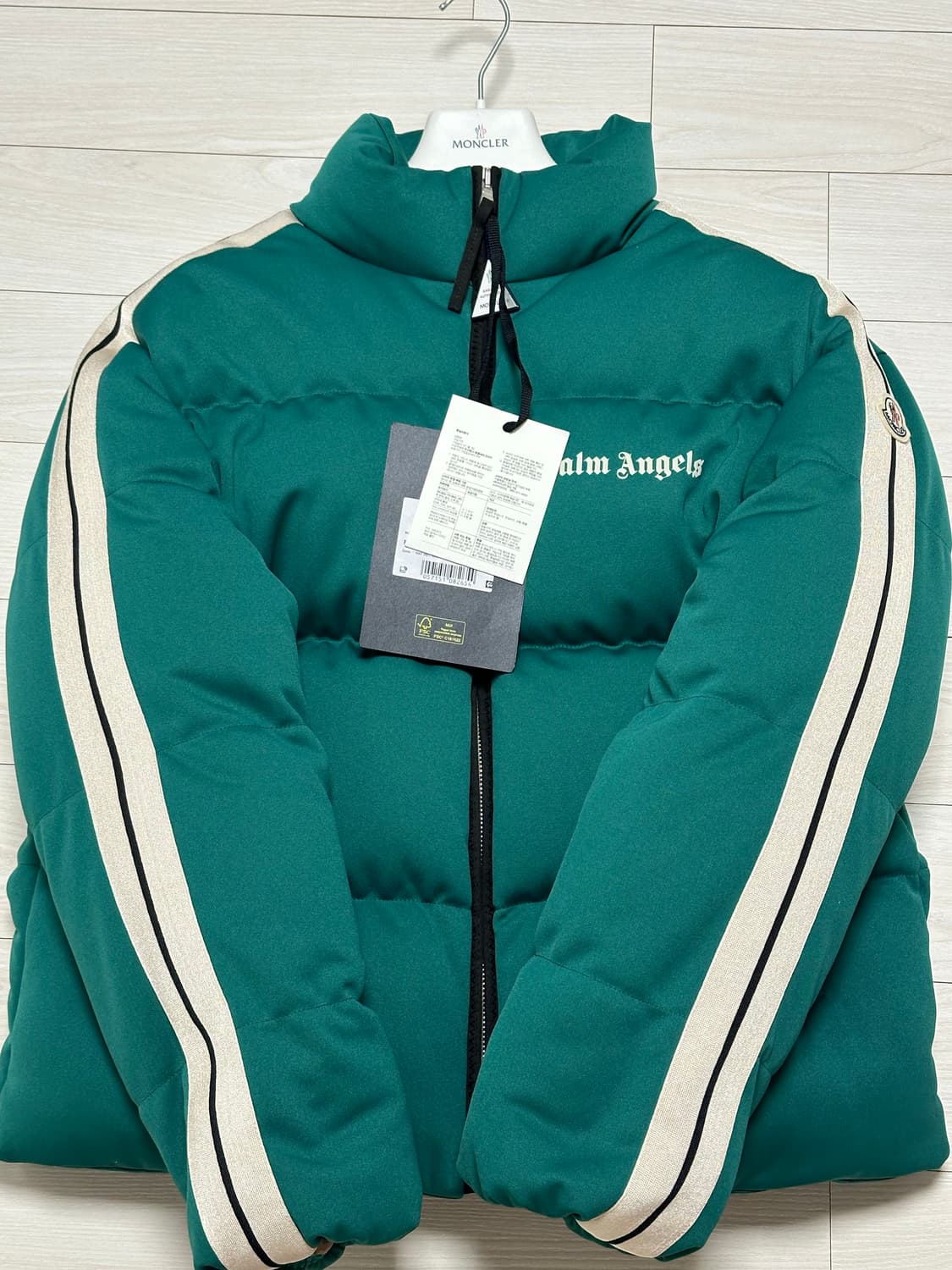 몽클레어 x 팜엔젤스 로드만 패딩 3(105) 국내판 상품이미지4