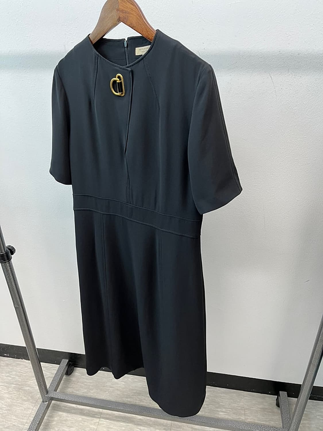 여) 버버리 D링 블랙 원피스  상품이미지1