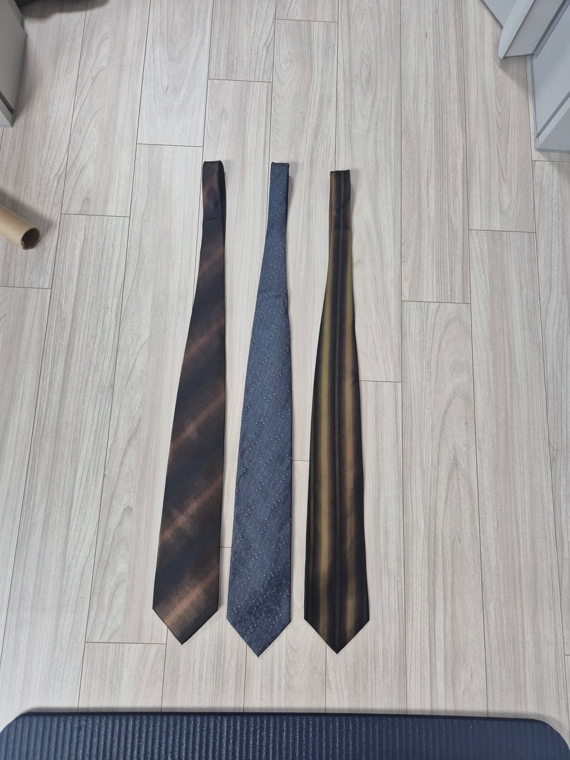 발레시아가 파코라반 넥타이 3개 상품이미지1