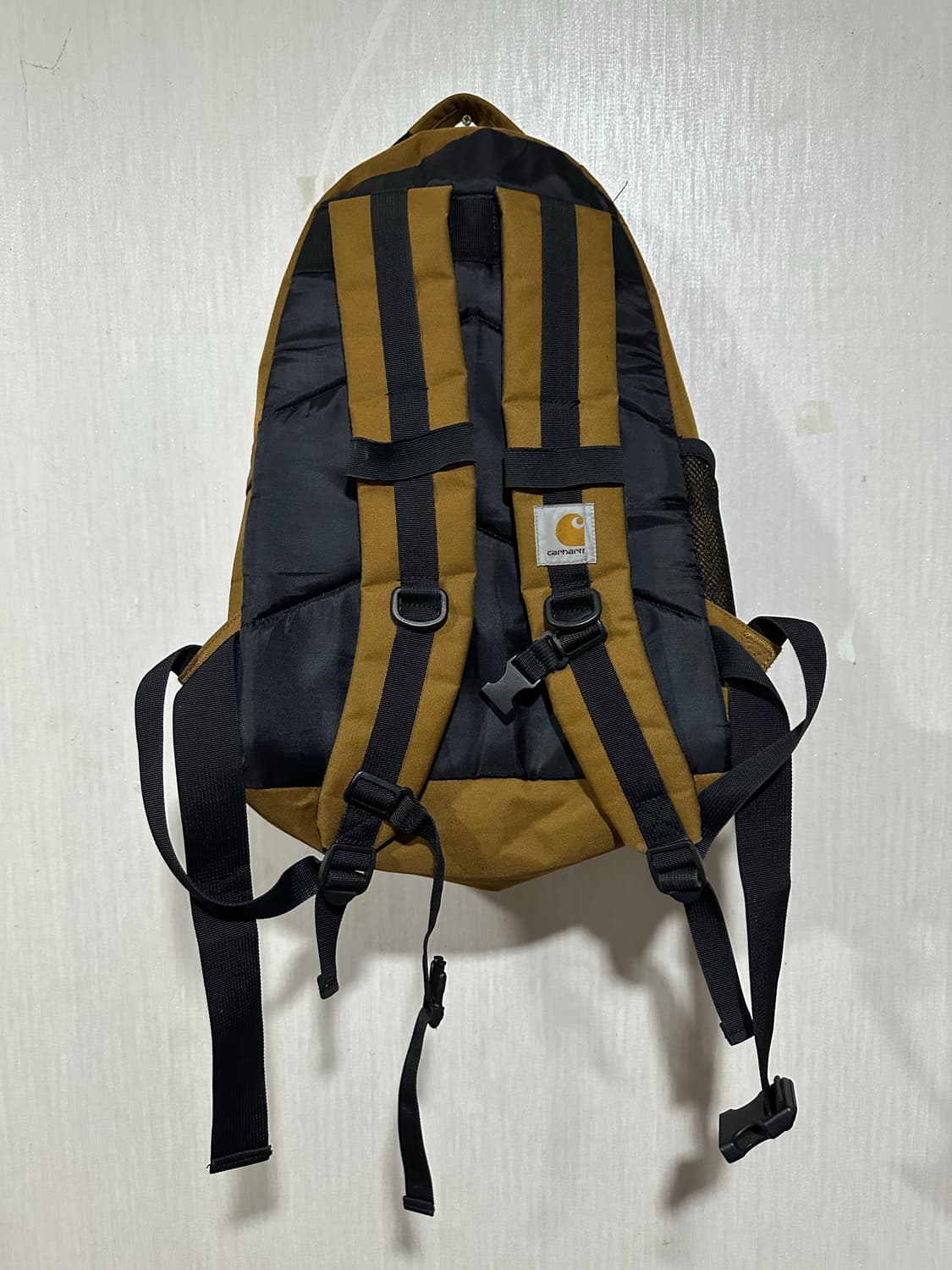 칼하트 킥플립 백팩 카멜/브라운 상품이미지4